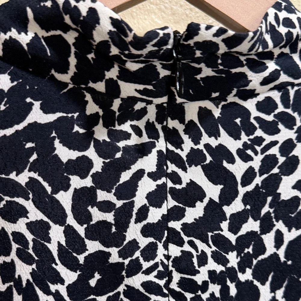 Zara black and cream animal print puff sleeve mock neck blouse Size Small